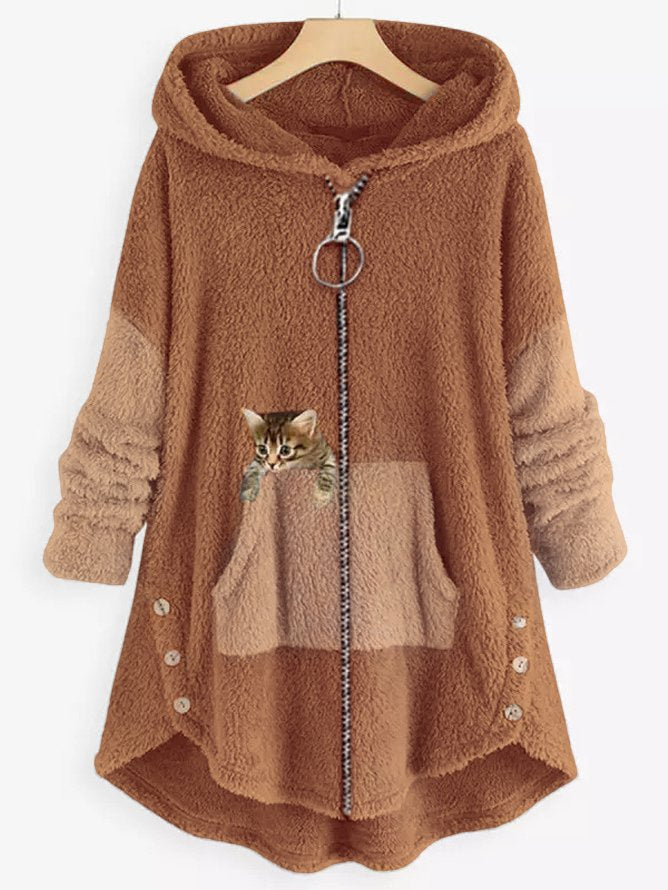 Charlotte® |  Kuscheliger, flauschiger Kapuzenmantel mit Katzenprint und geknöpften Taschen